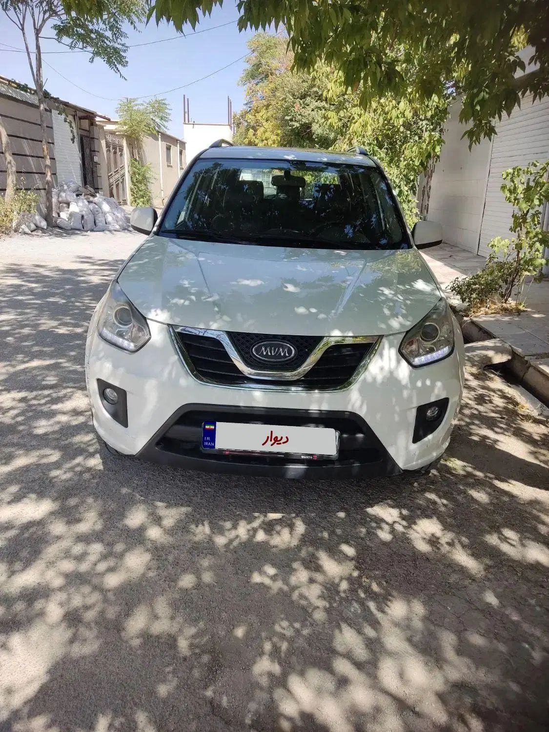 ام وی ام X33 دنده‌ای ساده - 1394