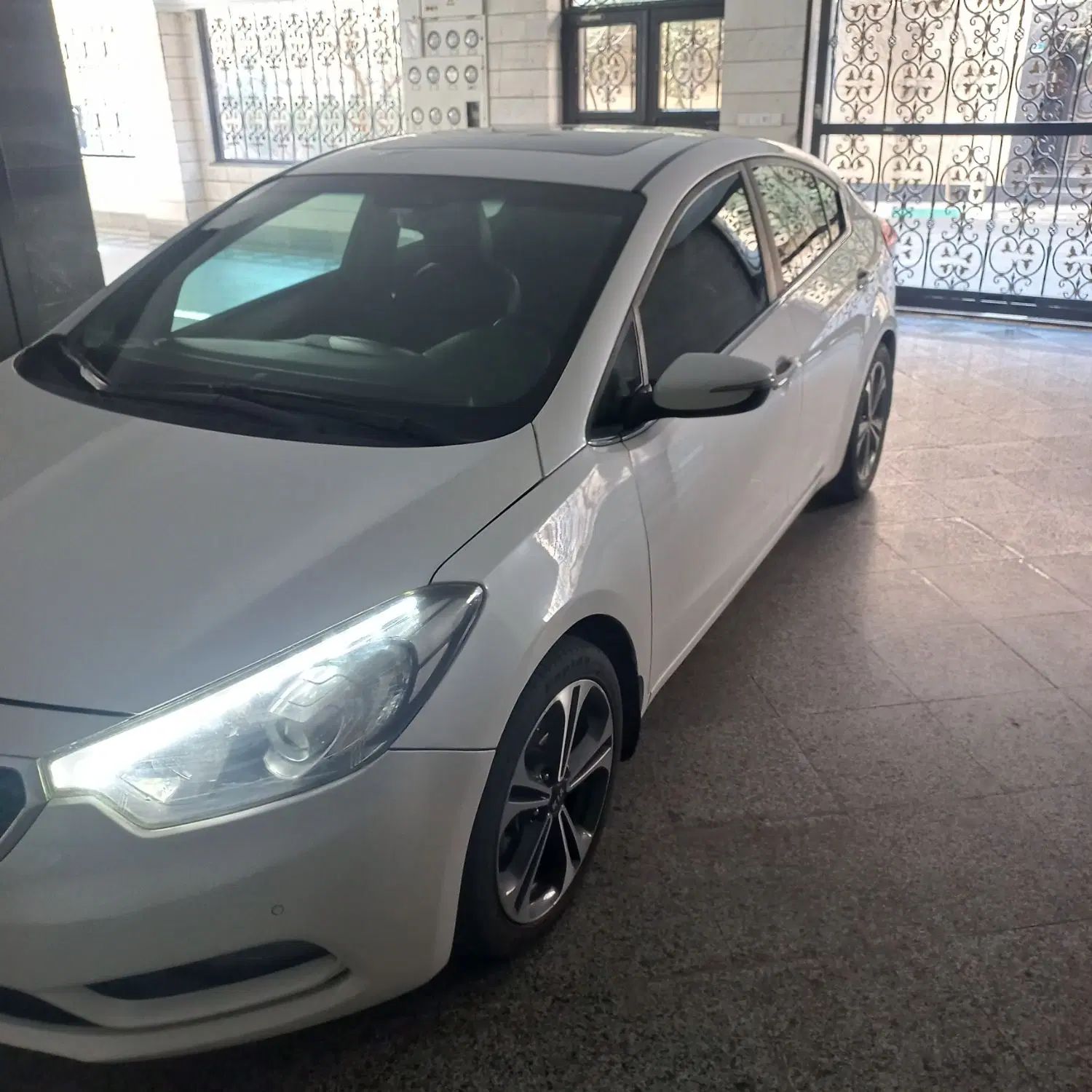 کیا سراتو 2.0 لیتر اتوماتیک GT لاین - 2015