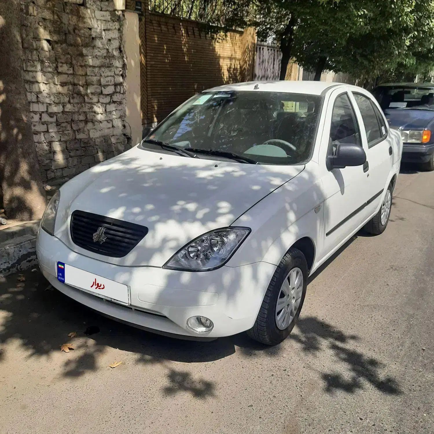 تیبا صندوق دار SX - 1400