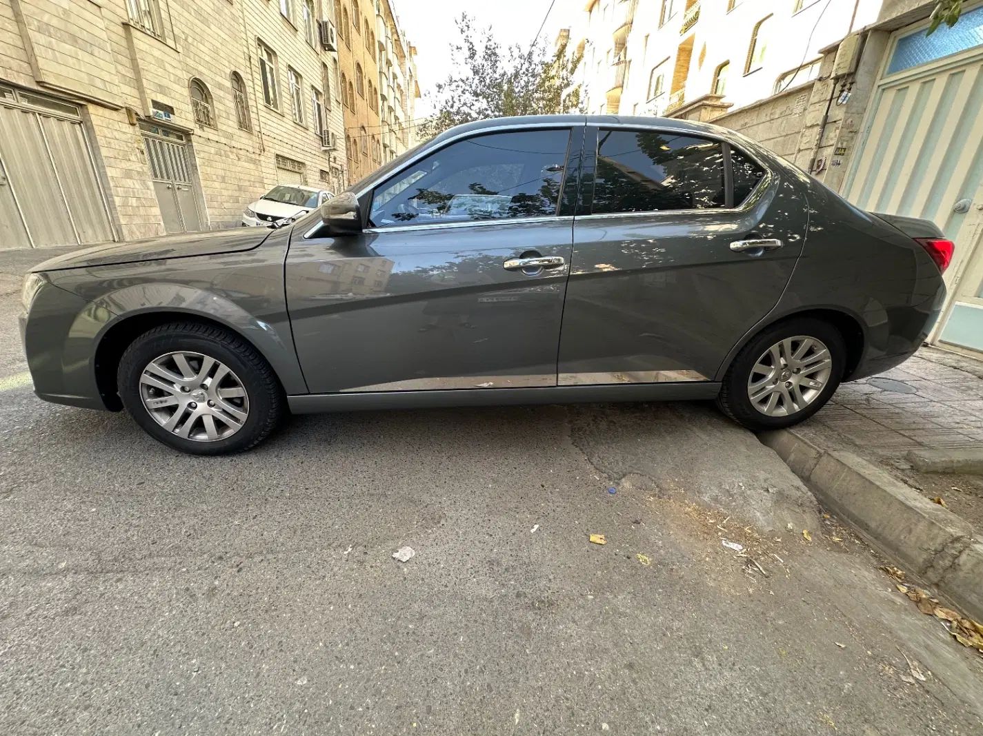 دنا پلاس ۶ دنده EF7p - 1403