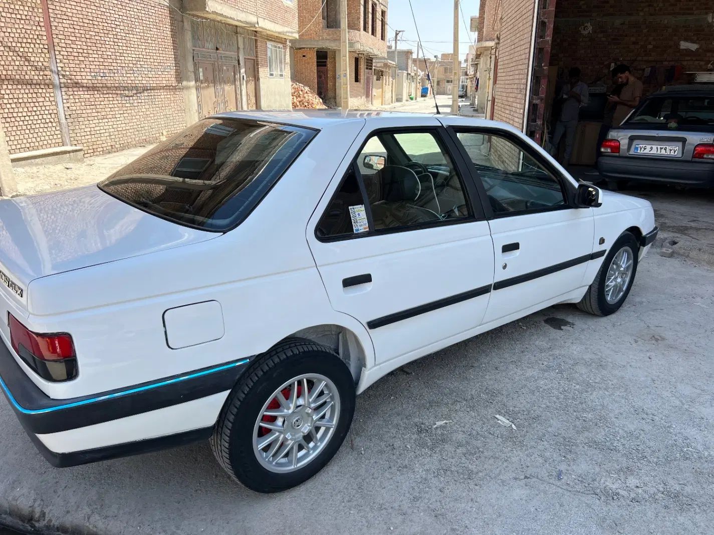 پژو 405 GLX - 1381