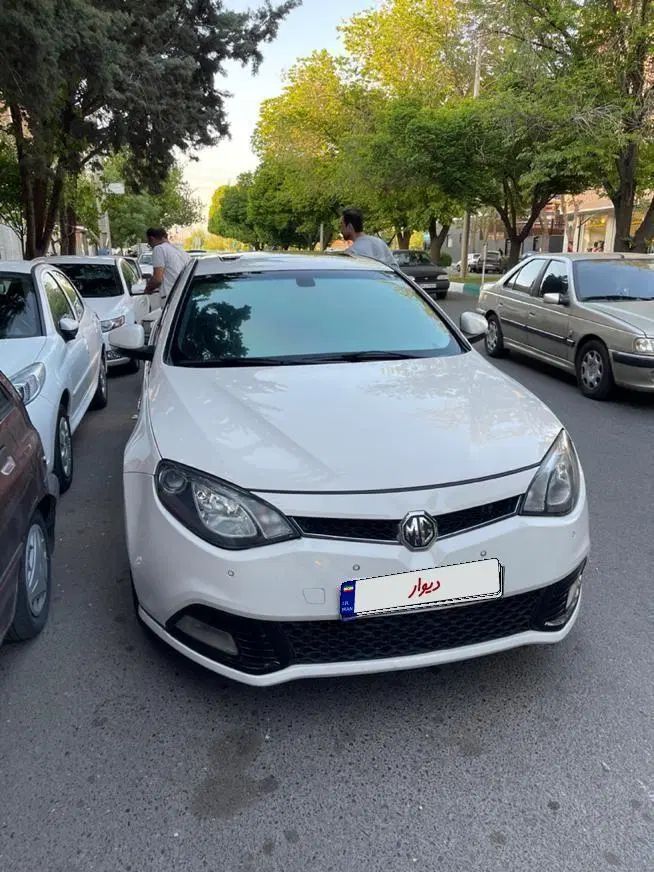 خودرو ام جی، 6 مگنت آگهی ann_20340218