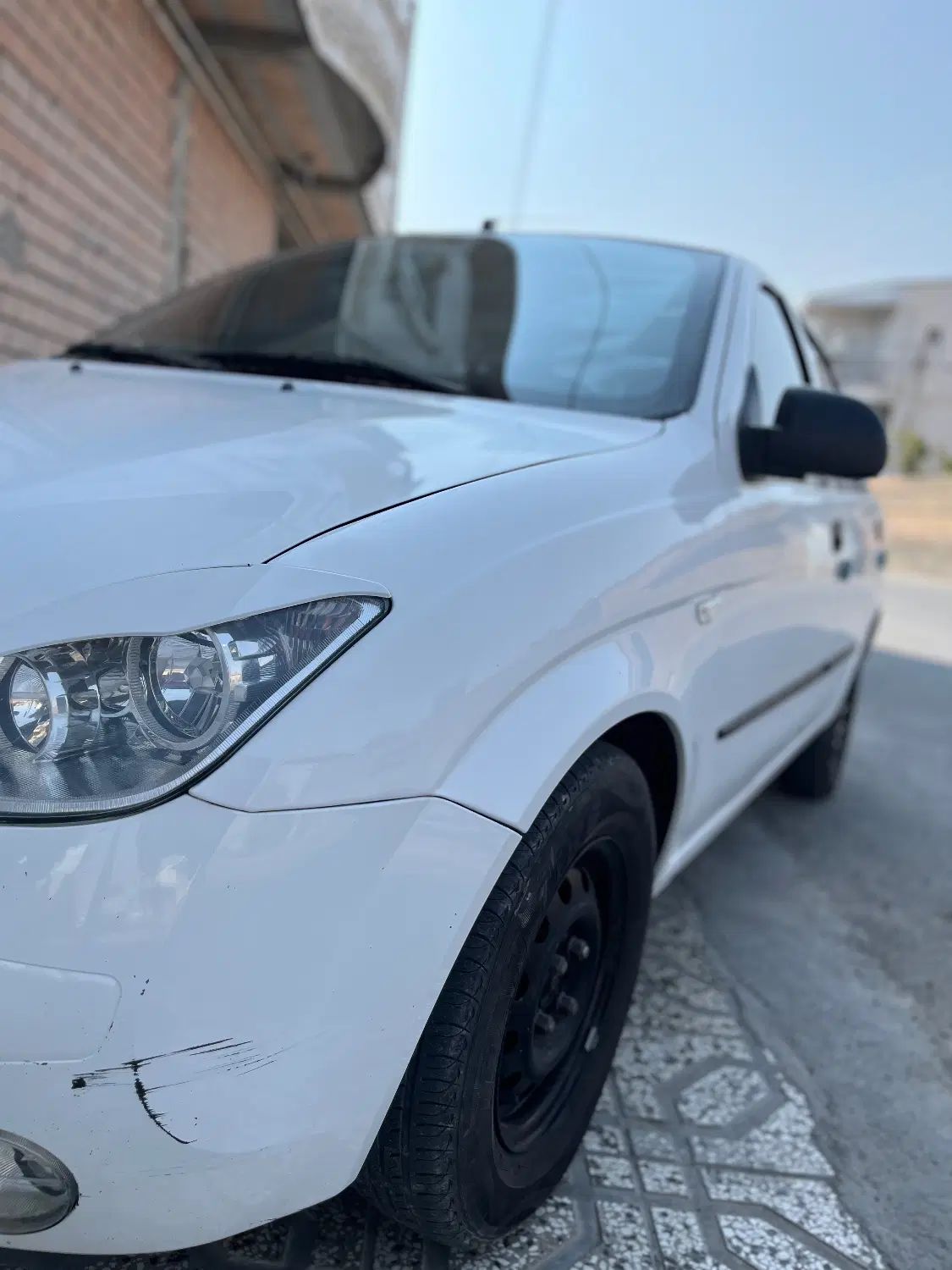 تیبا صندوق دار SX - 1401