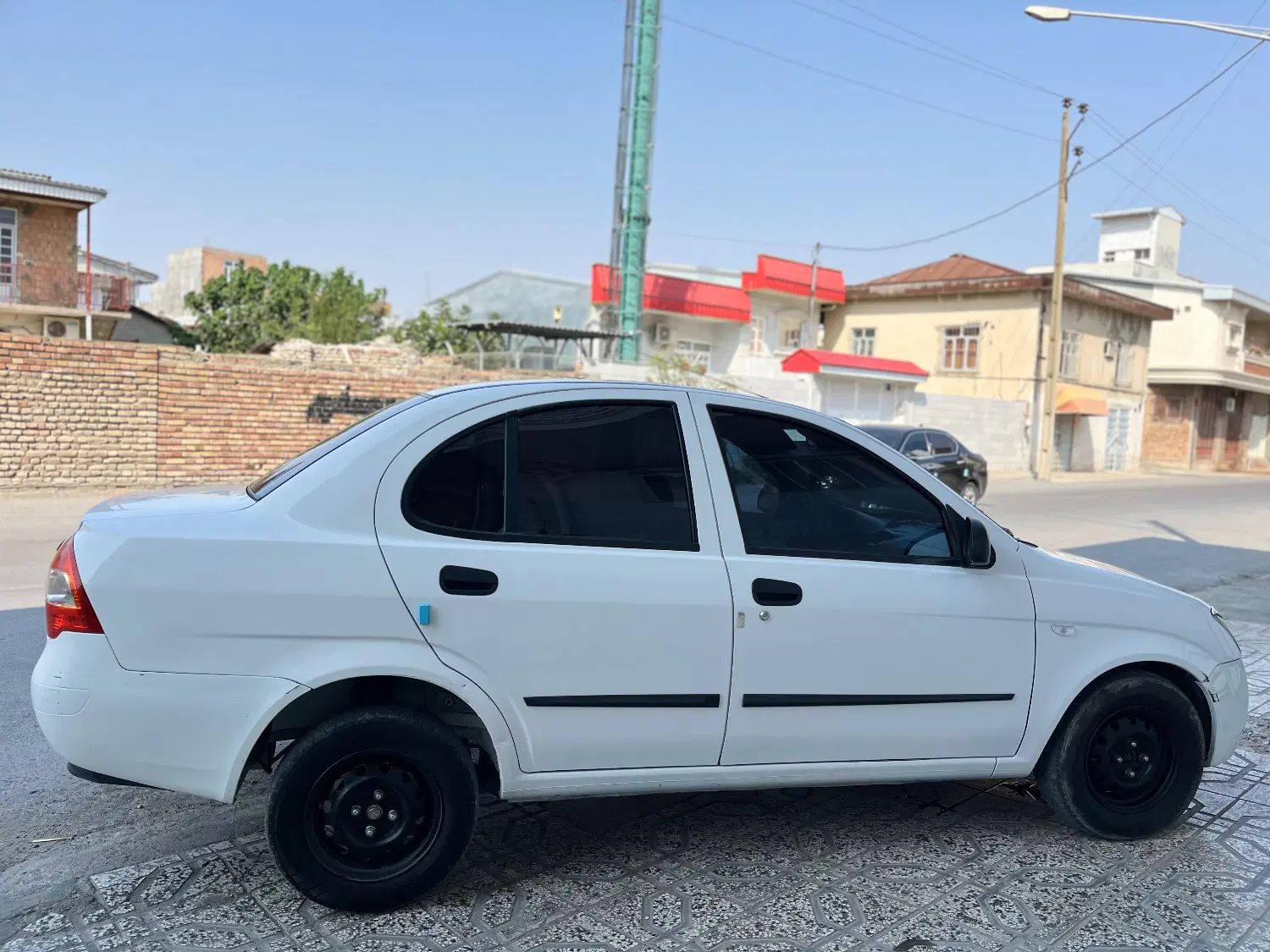 تیبا صندوق دار SX - 1401
