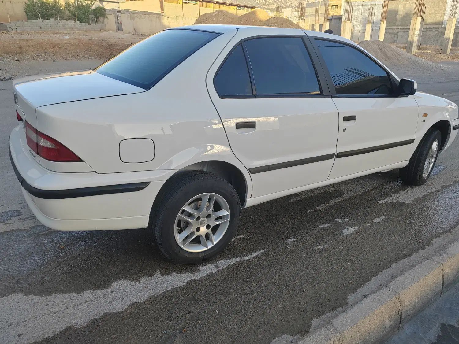 سمند LX XU7 - 1395
