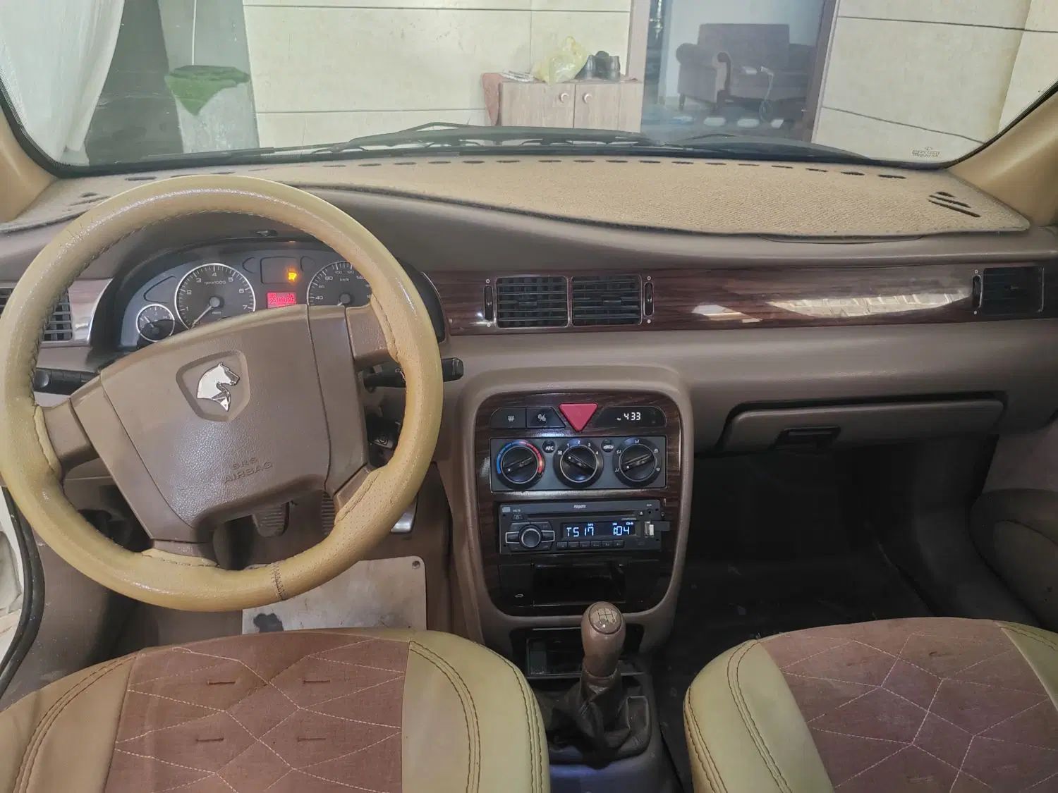 سمند LX XU7 - 1395