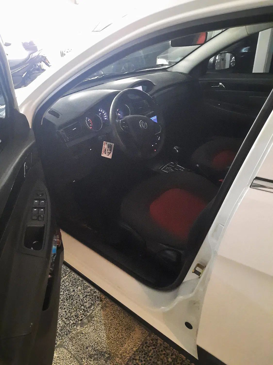 دانگ فنگ H30 کراس اتوماتیک - 1397