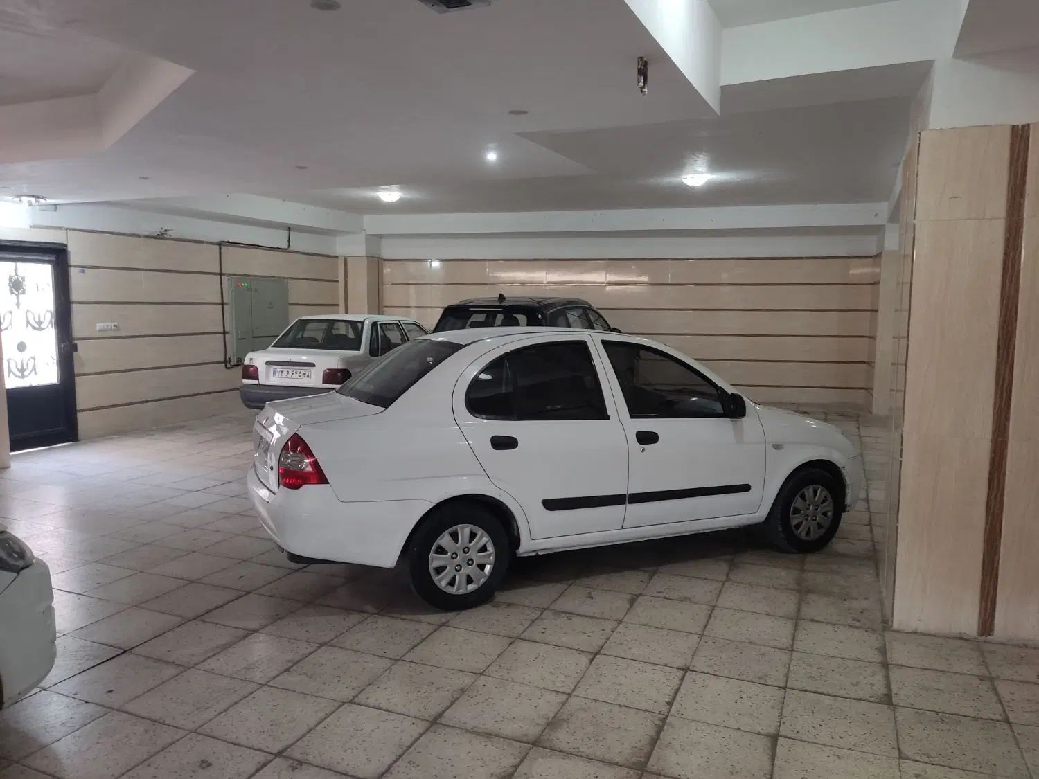 تیبا صندوق دار SX - 1393