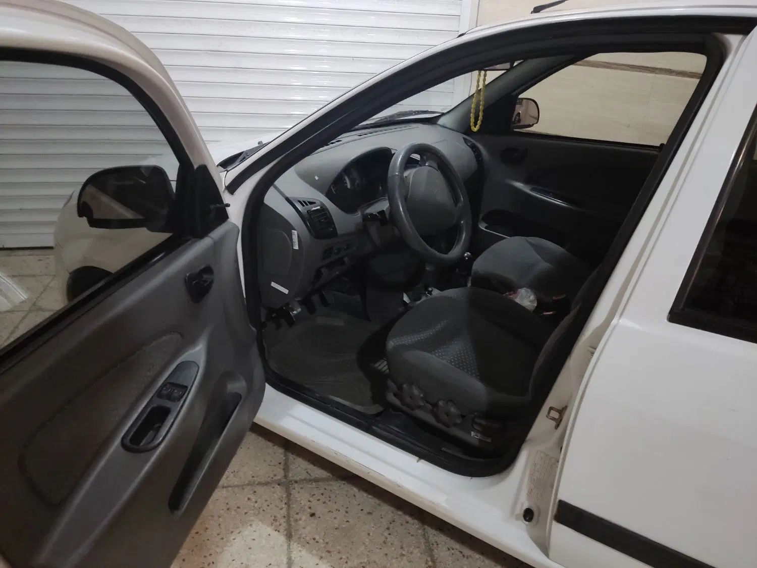 تیبا صندوق دار SX - 1393