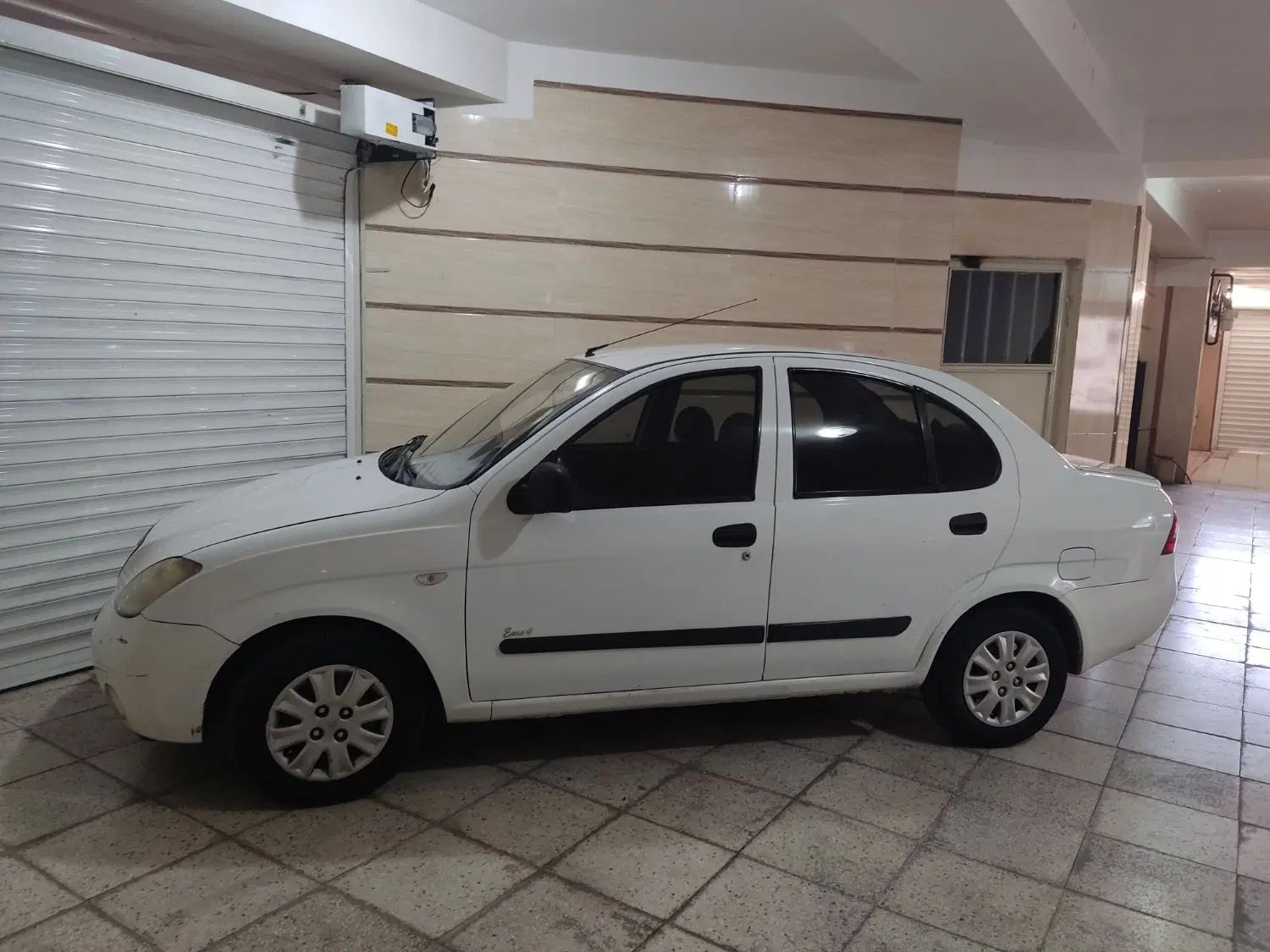 تیبا صندوق دار SX - 1393