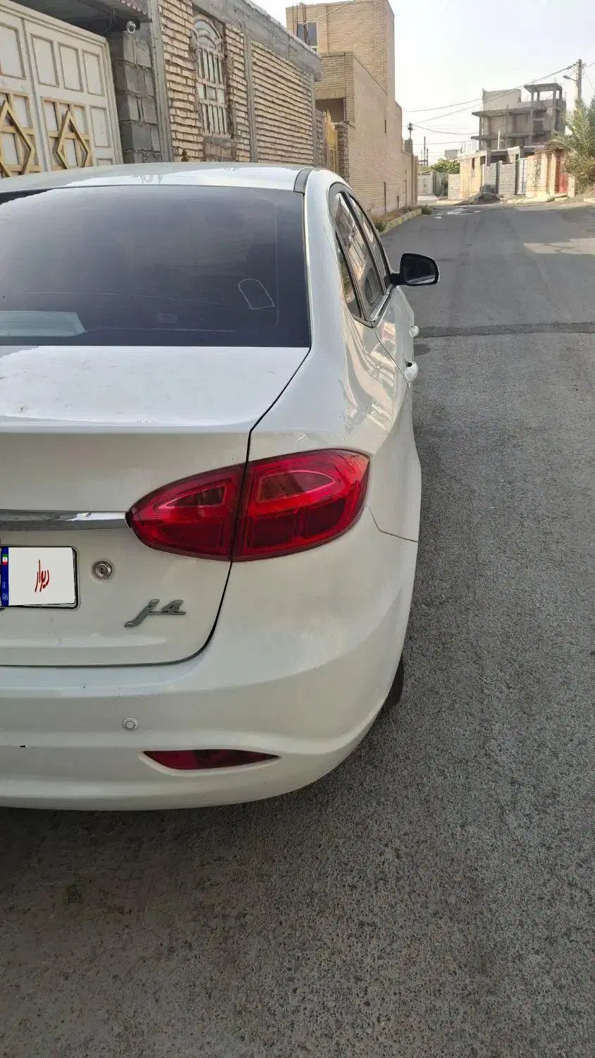 جک J4 اتوماتیک ساده - 1401