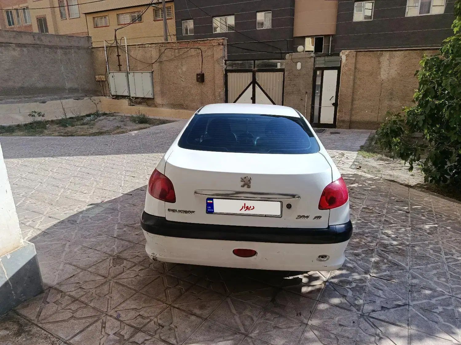 پژو 206 تیپ 5 - 1389