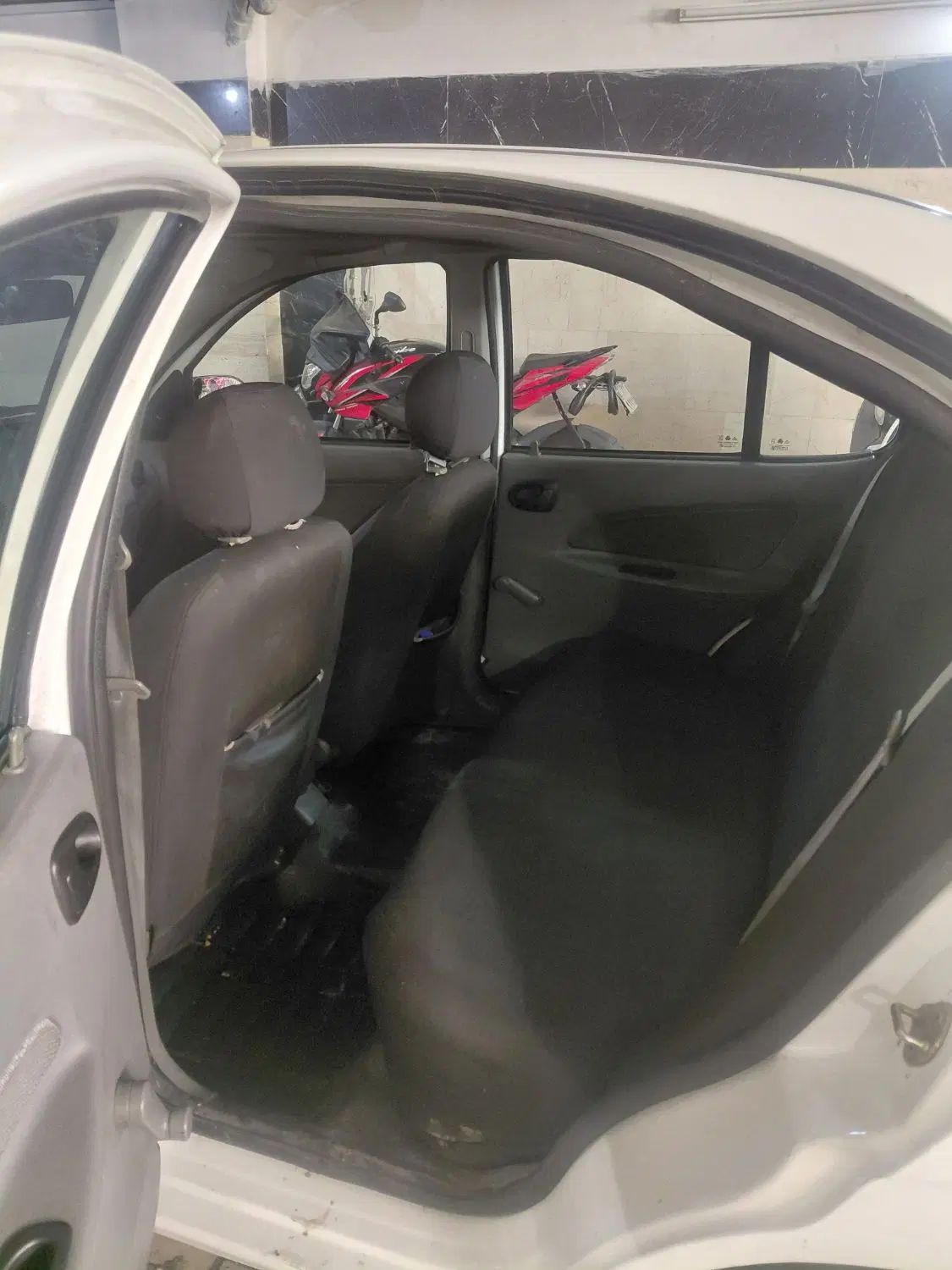 تیبا صندوق دار EX - 1395