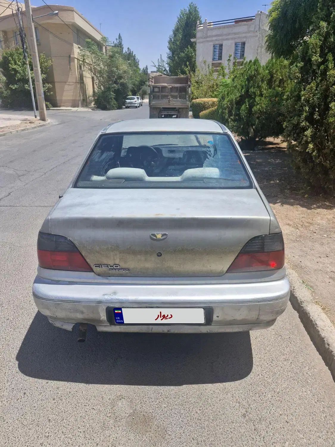 دوو سیلو سدان - 1379