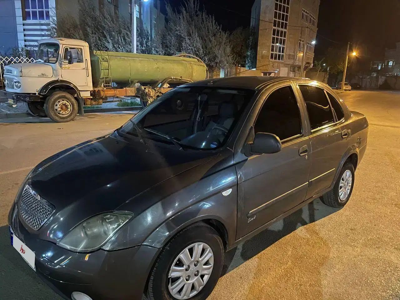 تیبا صندوق دار SX - 1393