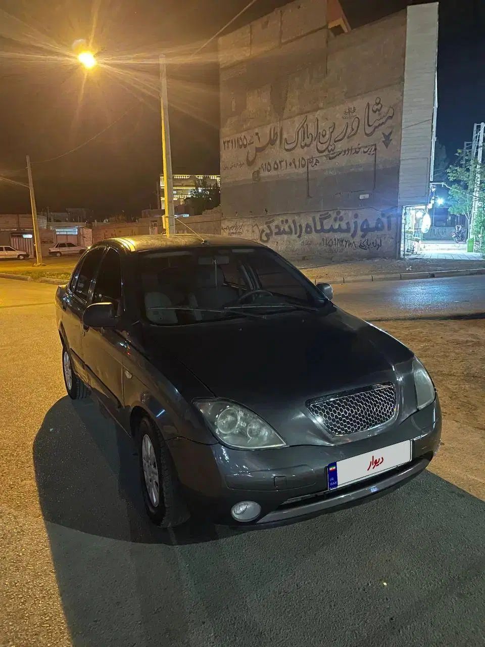 تیبا صندوق دار SX - 1393
