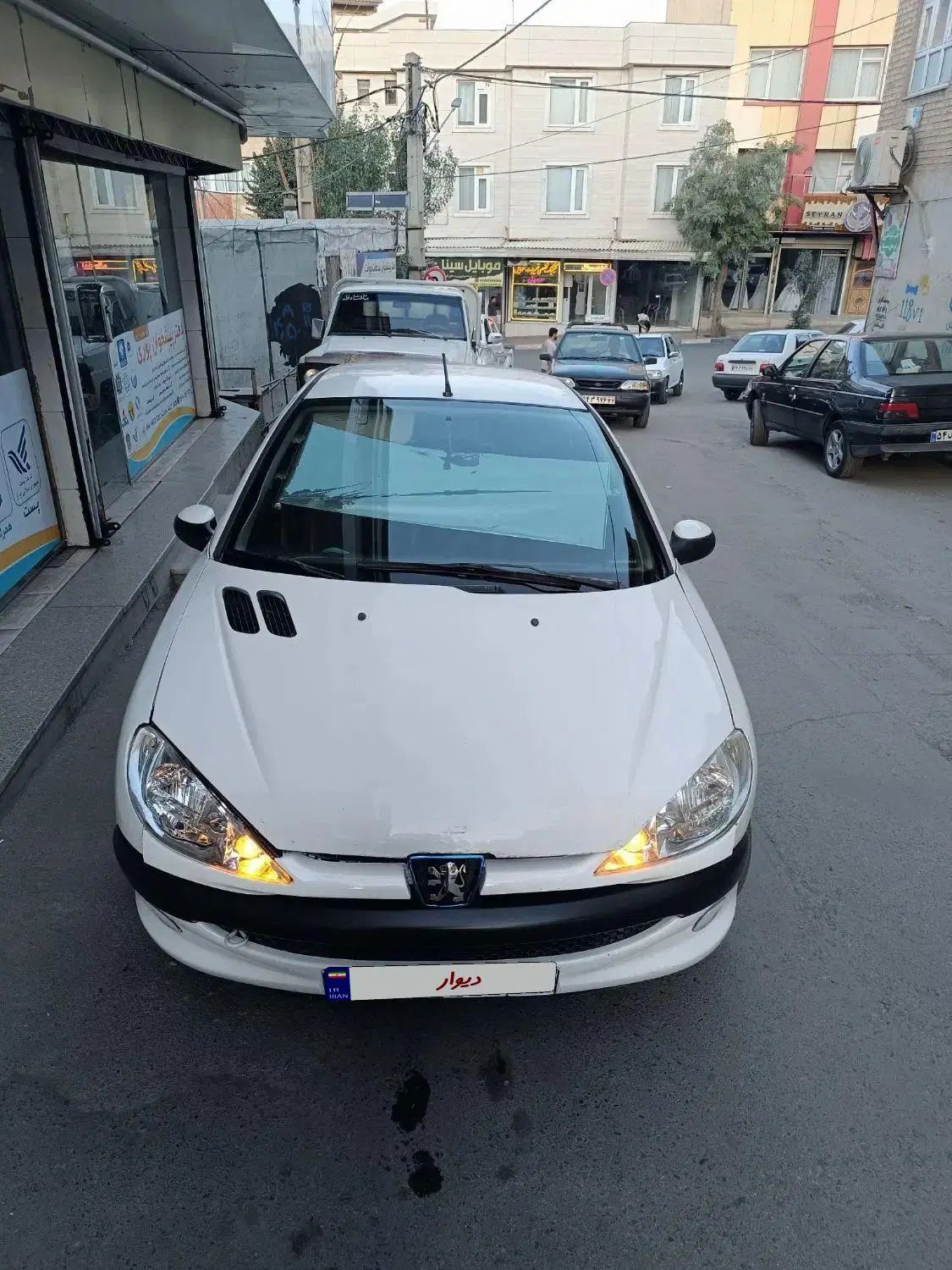 پژو ۲۰۶ صندوق دار v8 - 1398