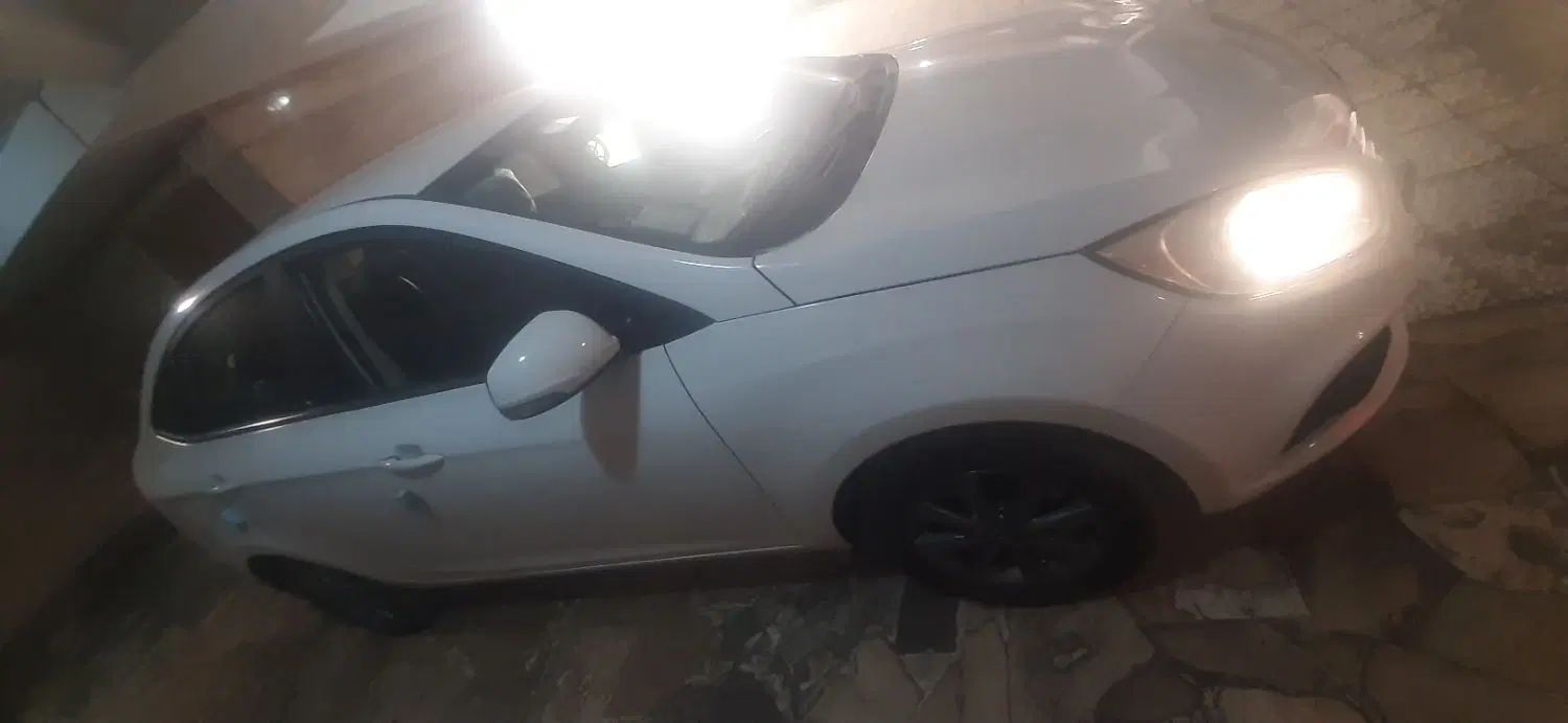 جک J4 اتوماتیک آپشنال - 1402