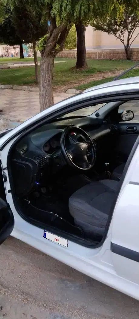 پژو ۲۰۶ صندوق دار v8 - 1394