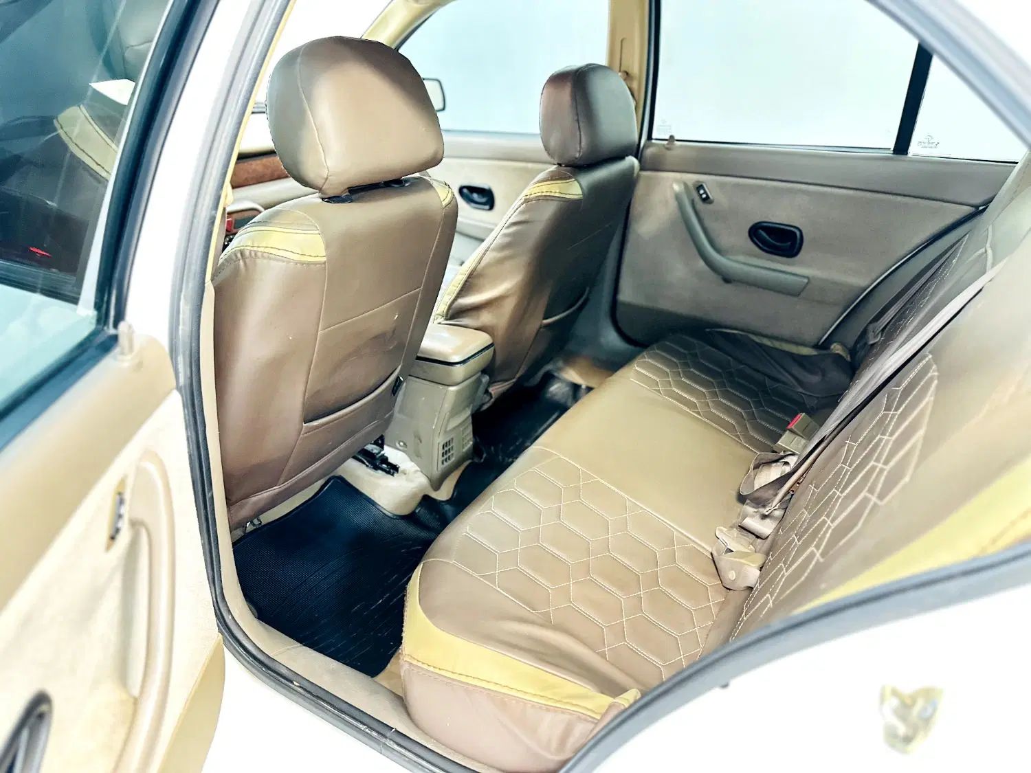 سمند LX XU7 - 1399