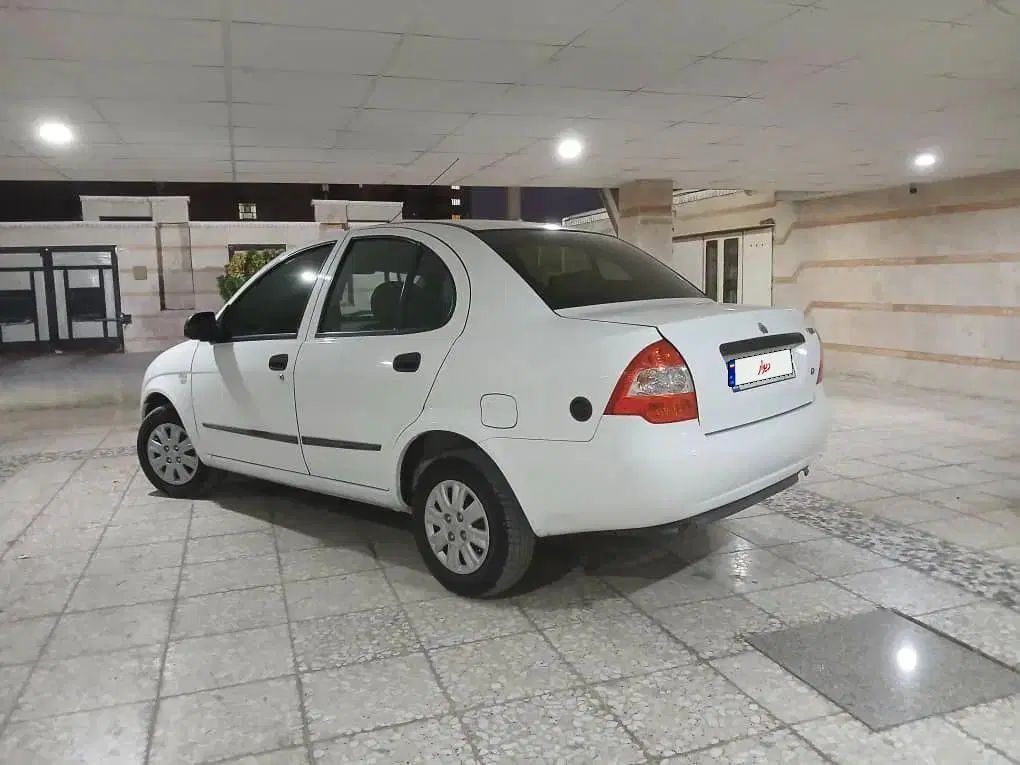 تیبا صندوق دار SX - 1400
