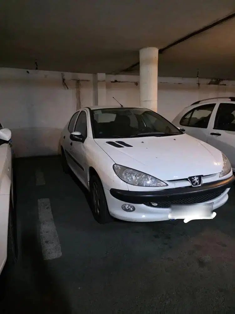 پژو ۲۰۶ صندوق دار v8 - 1396