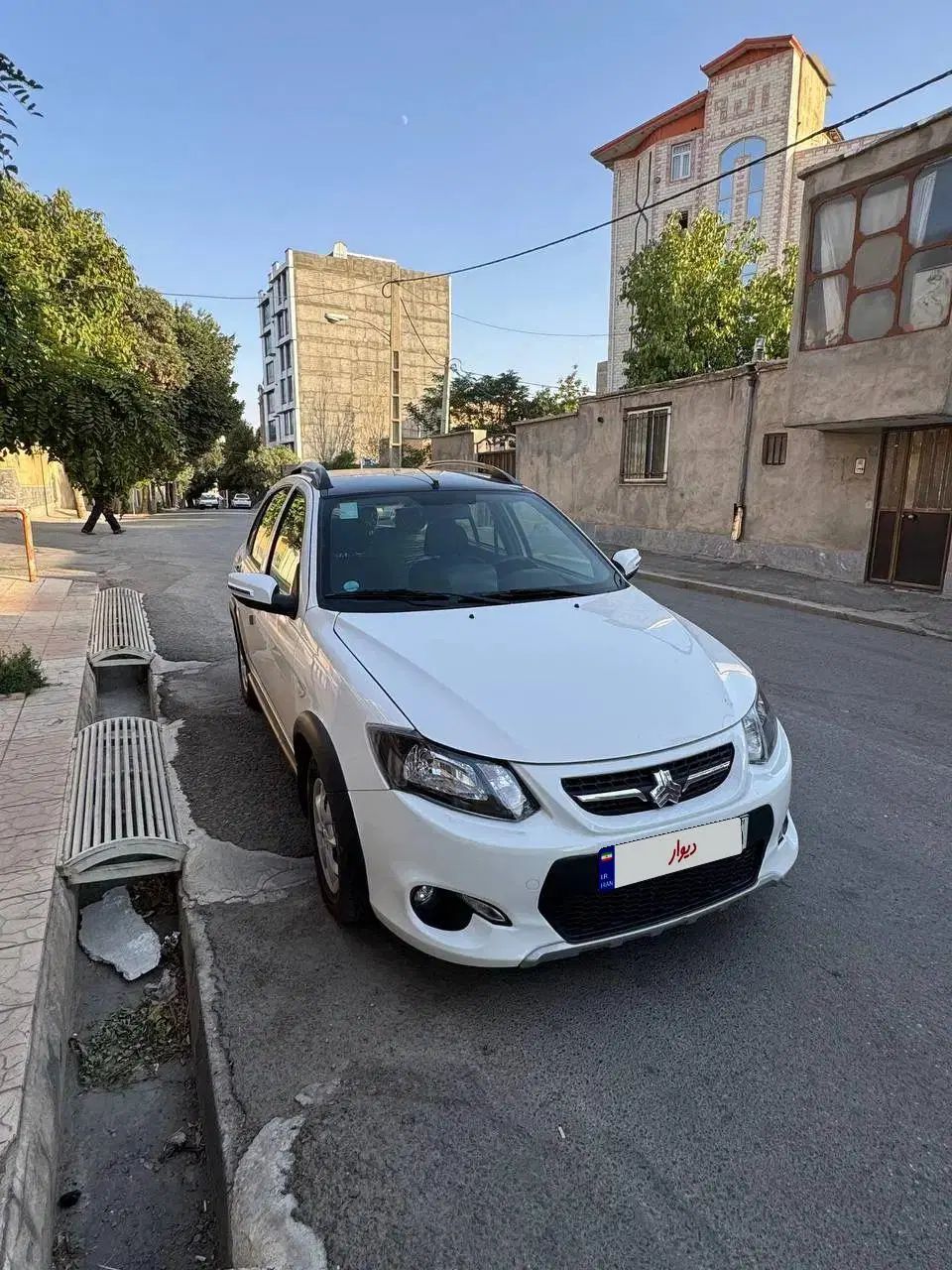 کوییک R دنده‌ای - 1402
