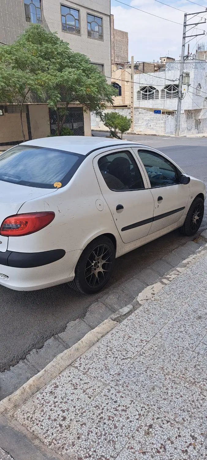 پژو ۲۰۶ صندوق دار v8 - 1393