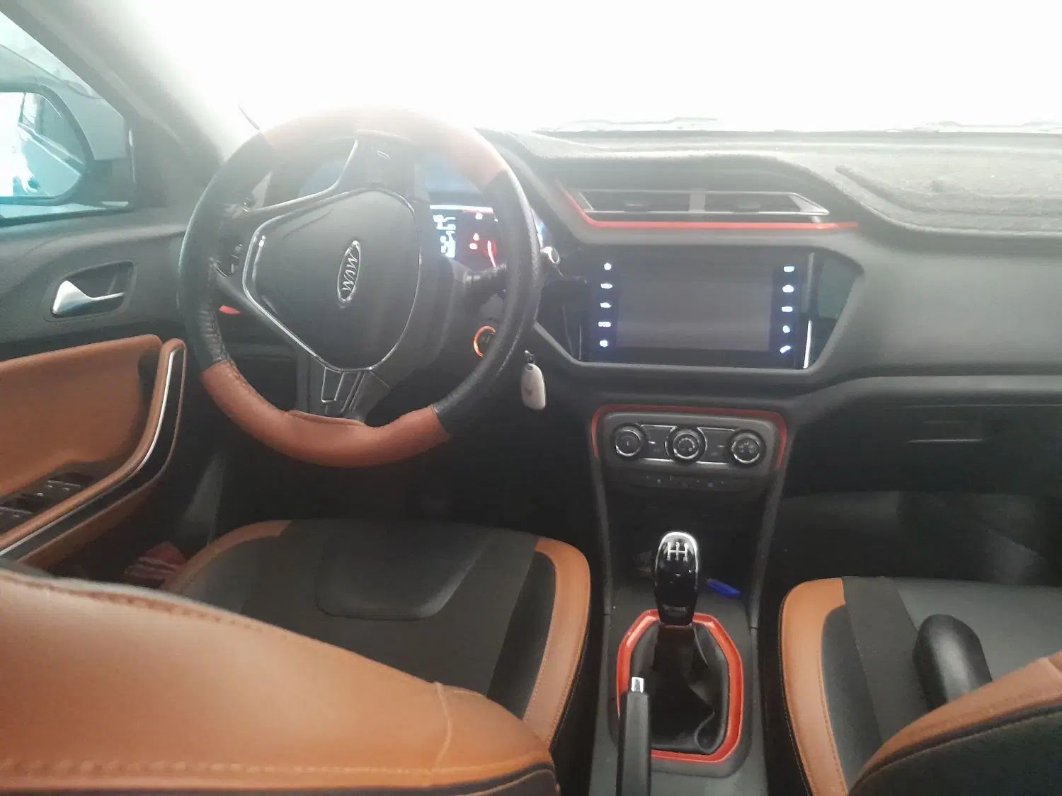ام وی ام X22 دنده ای اسپرت لاکچری - 1402