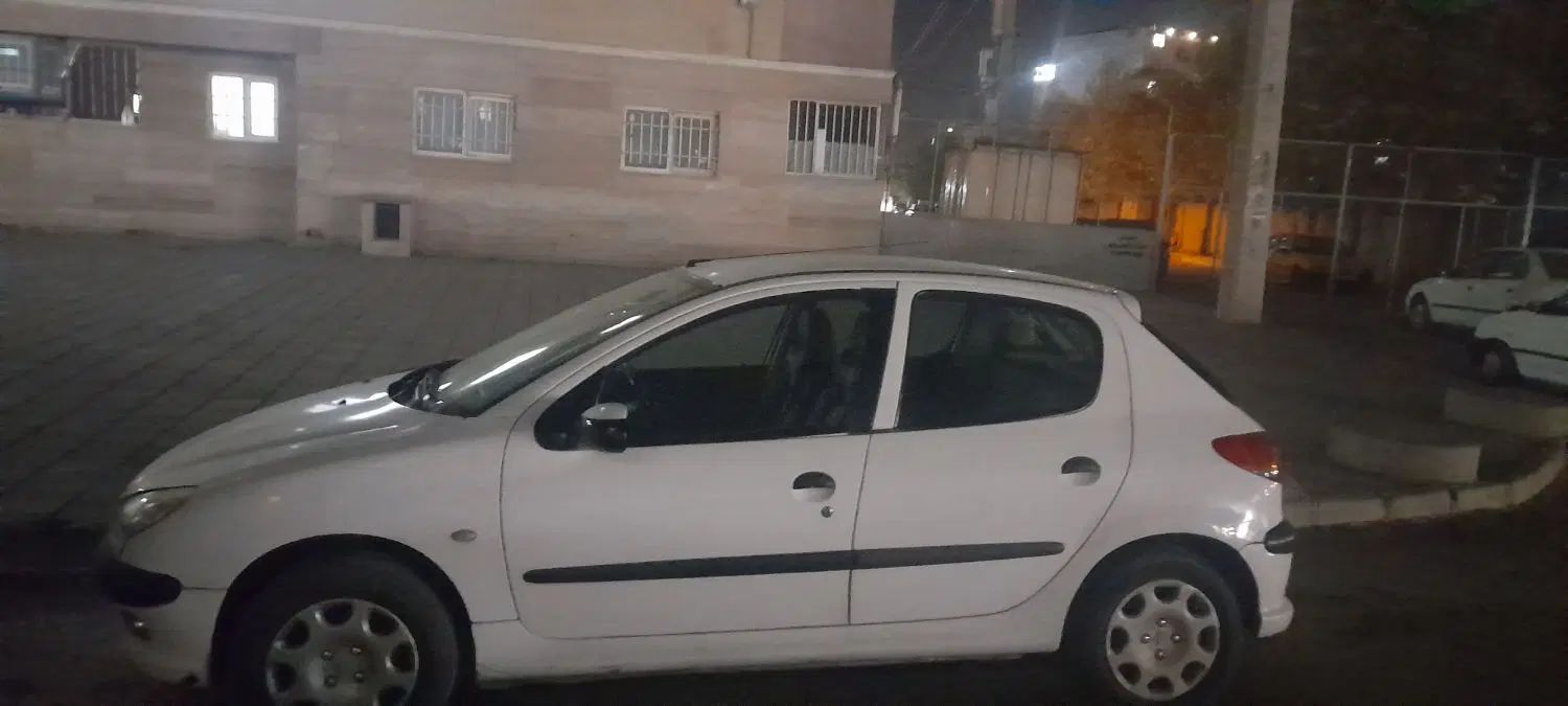 پژو 206 تیپ 2 - 1390