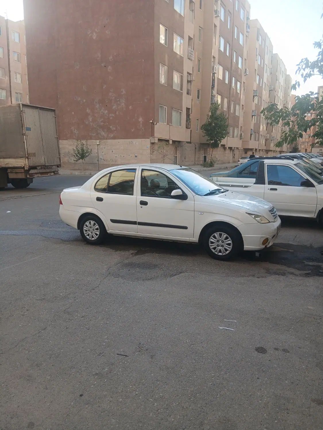 تیبا صندوق دار SX - 1395