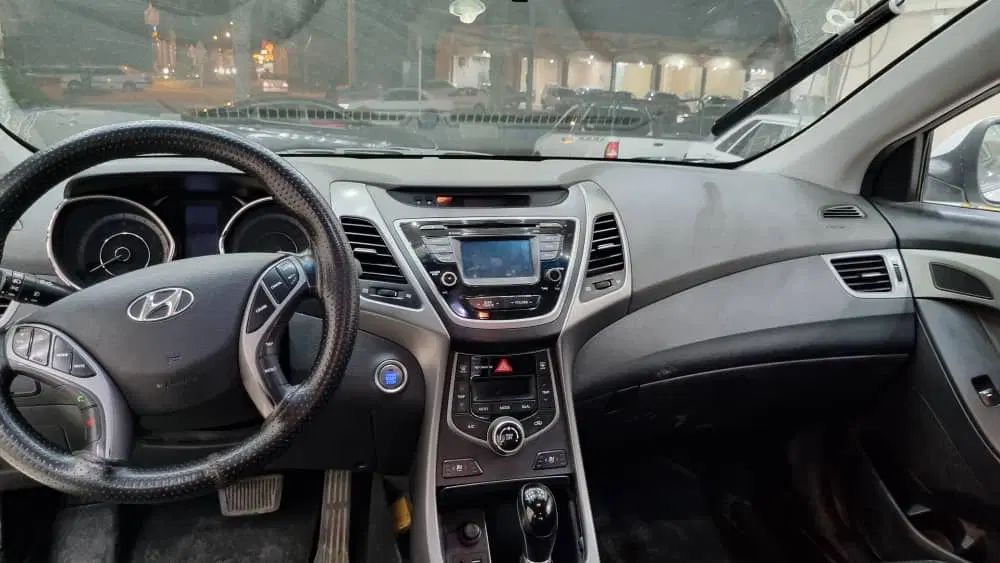 هیوندای النترا 1.8 لیتر - 2015