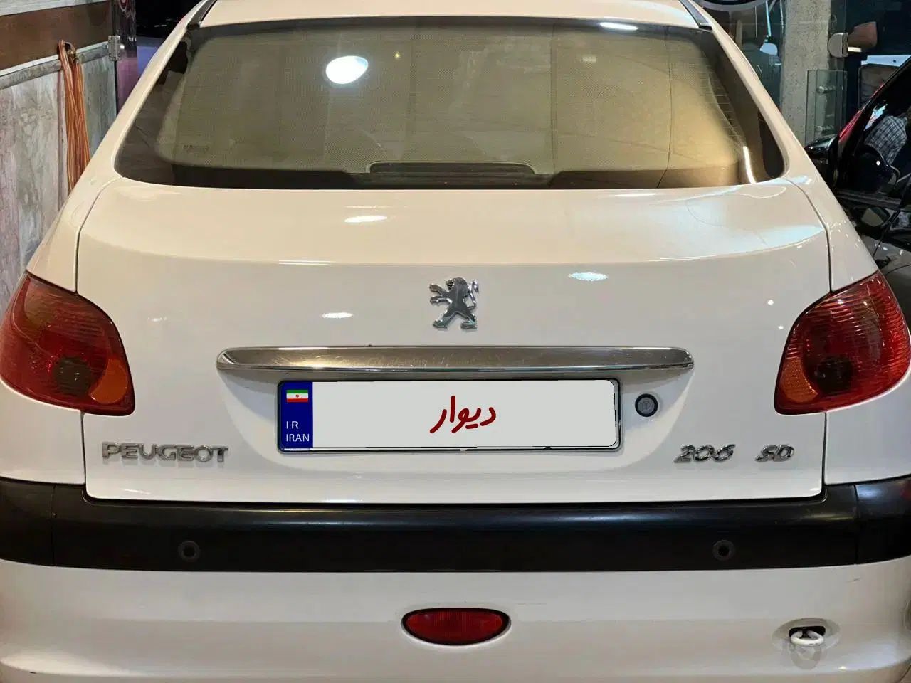 پژو ۲۰۶ صندوق دار v8 - 1396