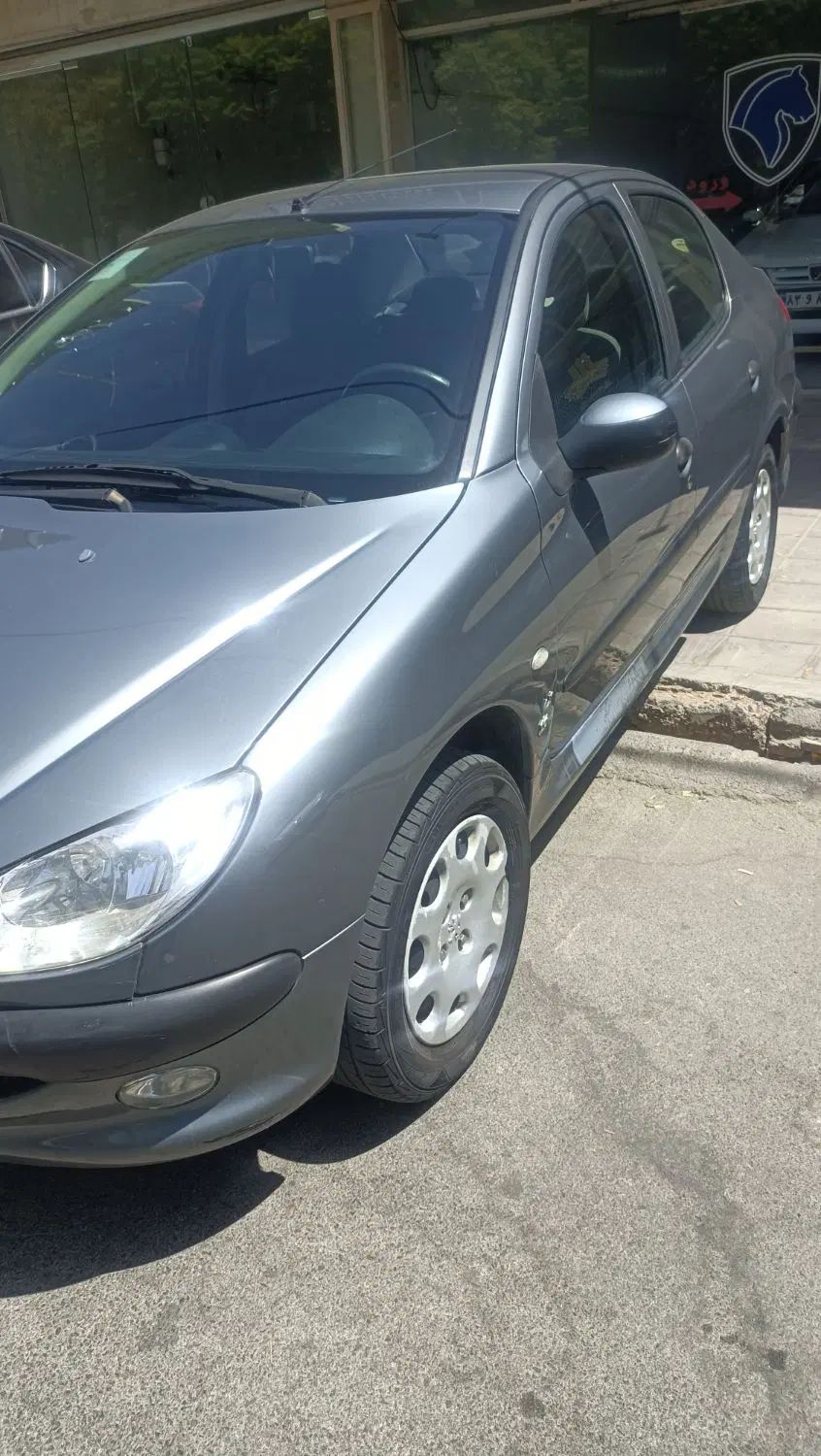 پژو ۲۰۶ صندوق دار v8 - 1398