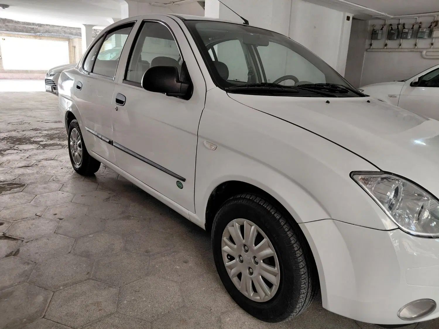 تیبا صندوق دار SX - 1397