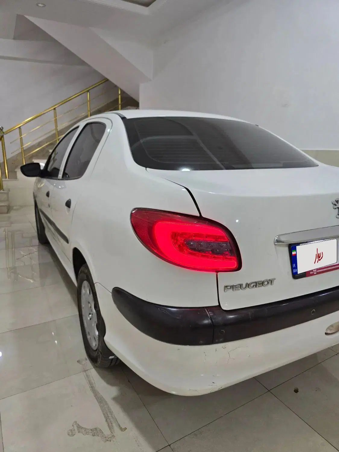 پژو ۲۰۶ صندوق دار v8 - 1389