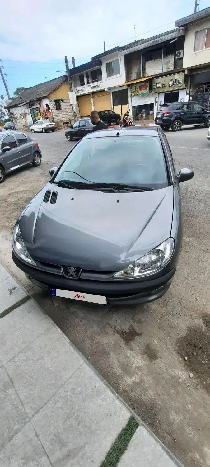 پژو ۲۰۶ صندوق دار v8 - 1397