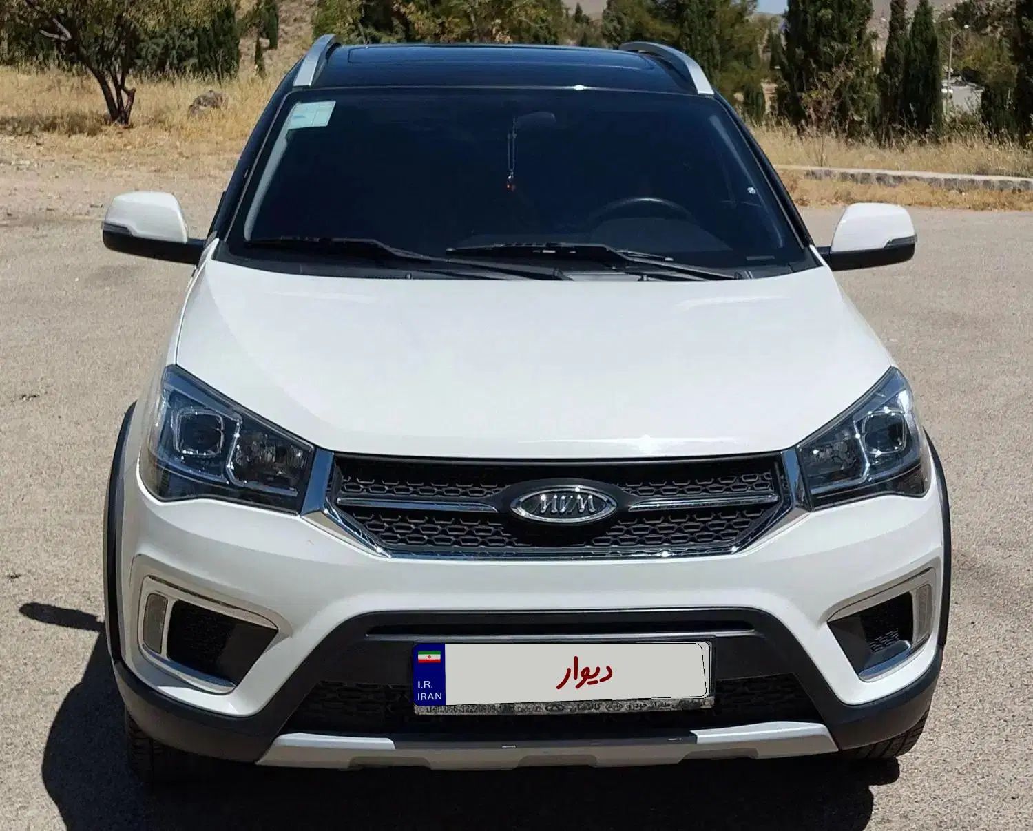 ام وی ام X22 دنده‌ای لاکچری - 1399