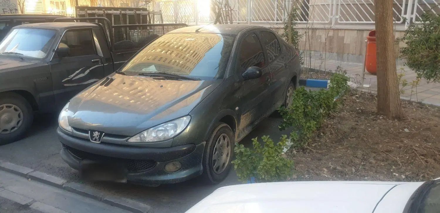 پژو ۲۰۶ صندوق دار v8 - 1386