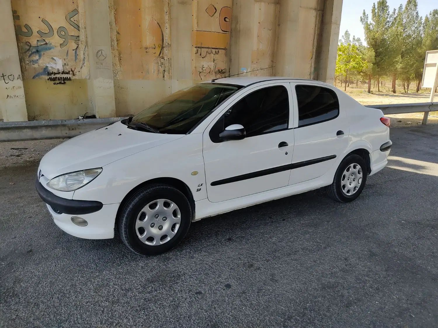 پژو ۲۰۶ صندوق دار v8 - 1396