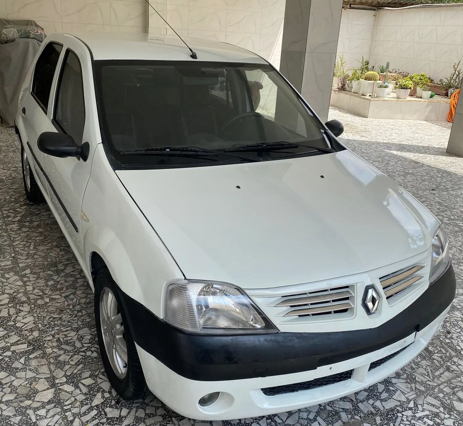 خودرو رنو، تندر 90 آگهی ann_20348231