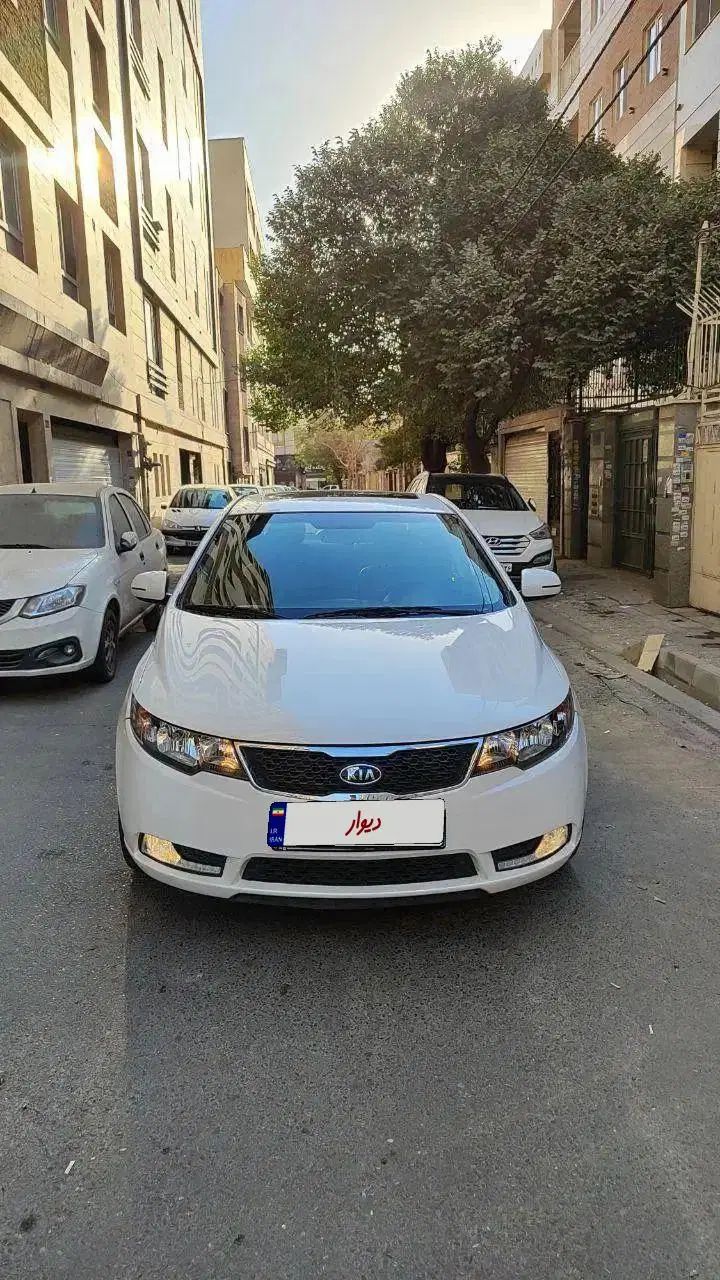 کیا سراتو 2.0 لیتر اتوماتیک GT لاین - 2013