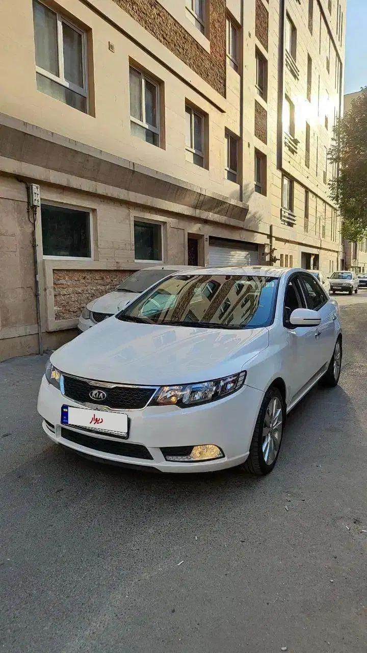 کیا سراتو 2.0 لیتر اتوماتیک GT لاین - 2013