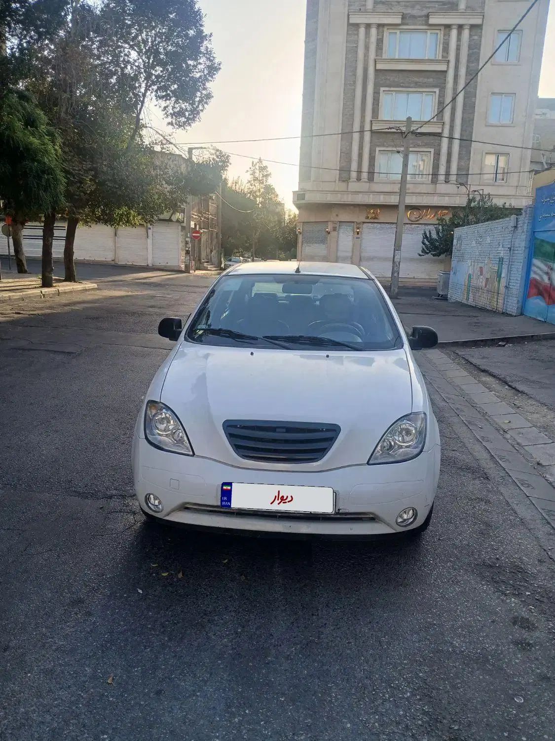تیبا صندوق دار SX - 1400