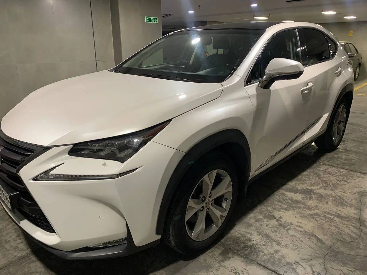 لکسوس NX هیبرید 300H - 2016
