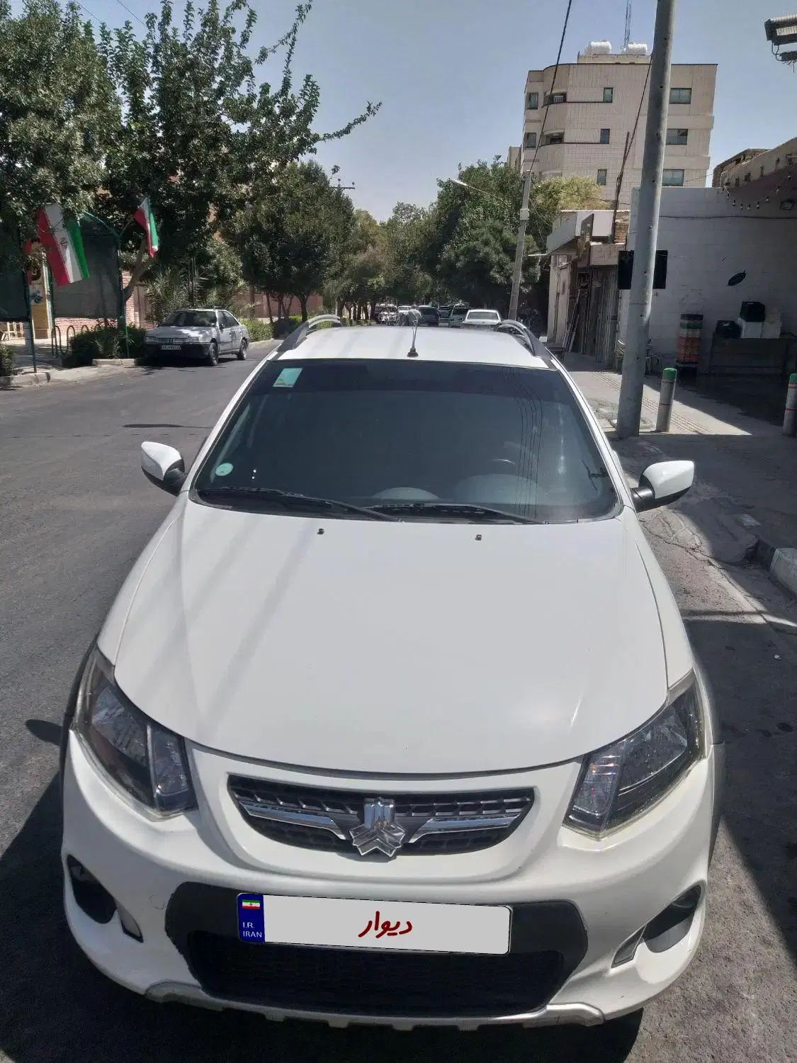 خودرو کوییک، معمولی آگهی ann_20349618