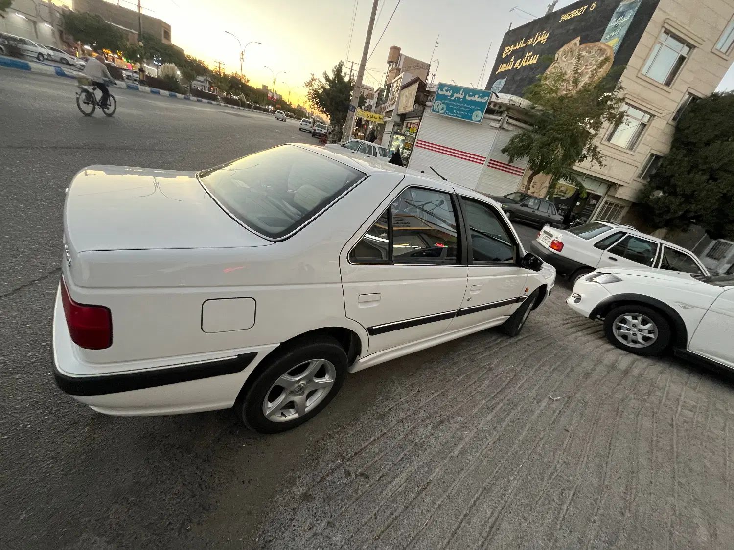 پژو پارس اتوماتیک - 1400