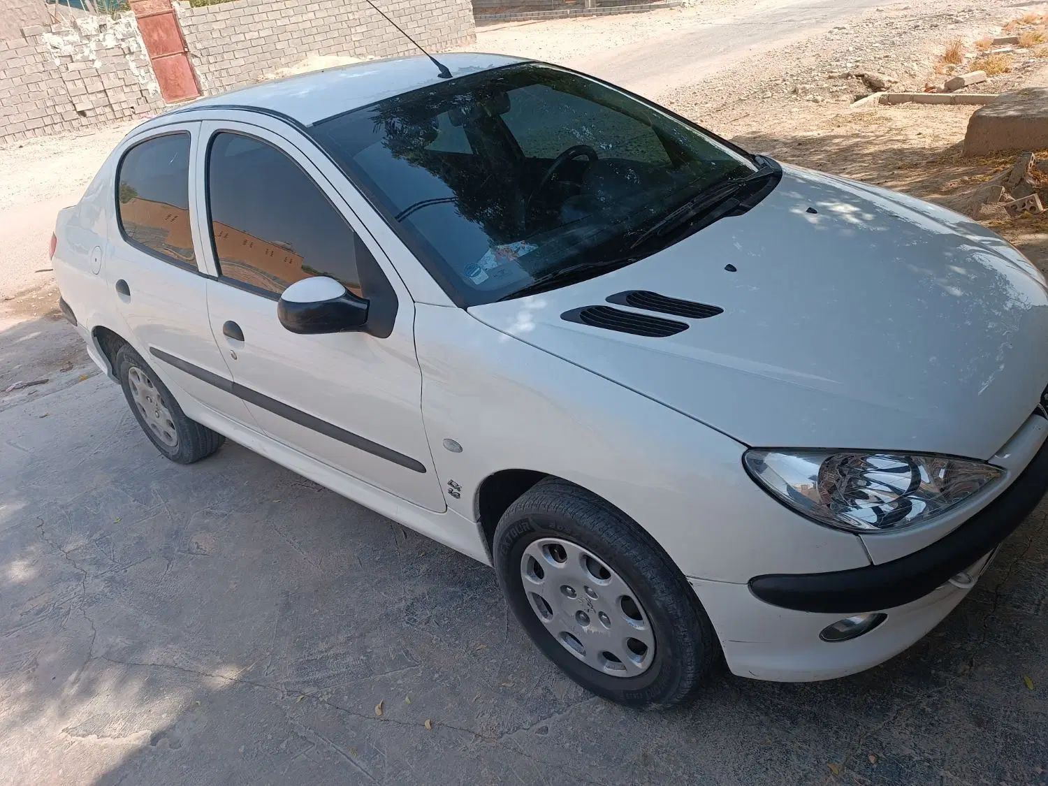 پژو ۲۰۶ صندوق دار v20 - 1388