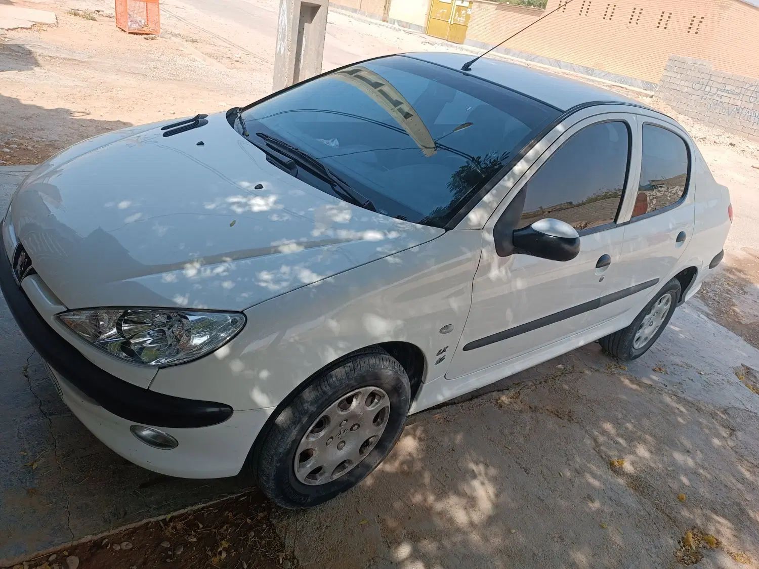 پژو ۲۰۶ صندوق دار v20 - 1388