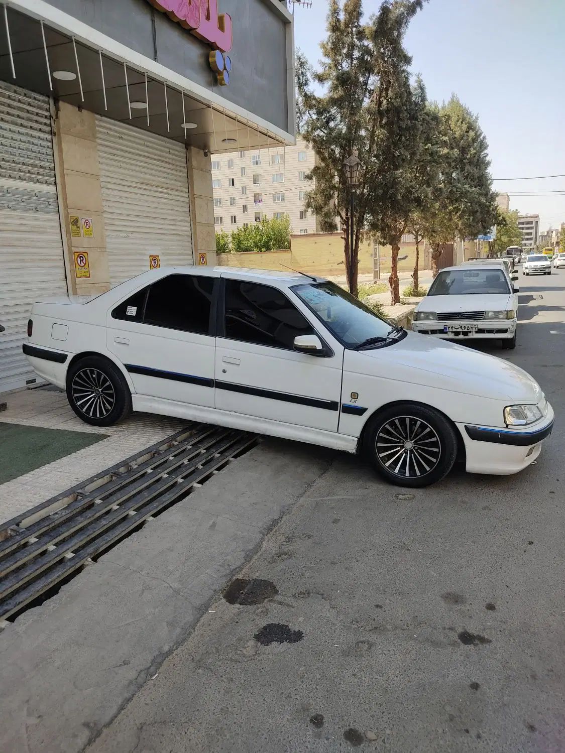 پژو پارس سال - 1393